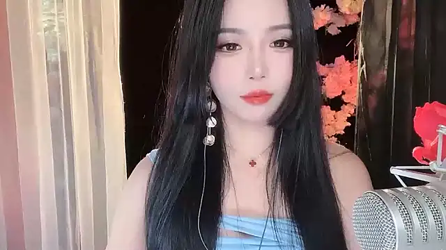 Snapshot of ying-love520 chatting on 03/12/25, 08:19 ying-love520 online show from 03/12/25, 08:19