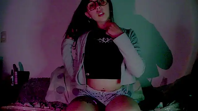 Snapshot of w4xxita chatting on 05/22/26, 03:13 w4xxita online show from 05/22/26, 03:13
