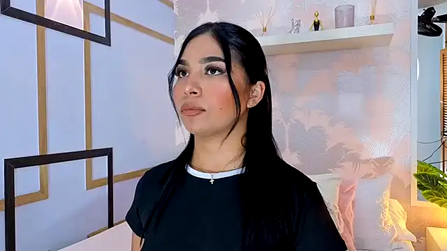 CharlotteGraay online show from 11/28/25, 07:49