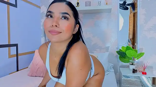 CharlotteGraay online show from 01/13/26, 07:52