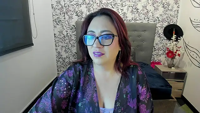 Snapshot of Victoria_Adamns chatting on 02/22/25, 11:35 Victoria Adamns online show from 02/22/25, 11:35