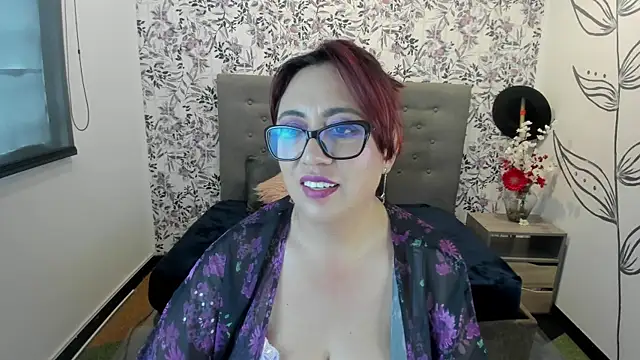 Snapshot of Victoria_Adamns chatting on 02/22/25, 05:46 Victoria Adamns online show from 02/22/25, 05:46