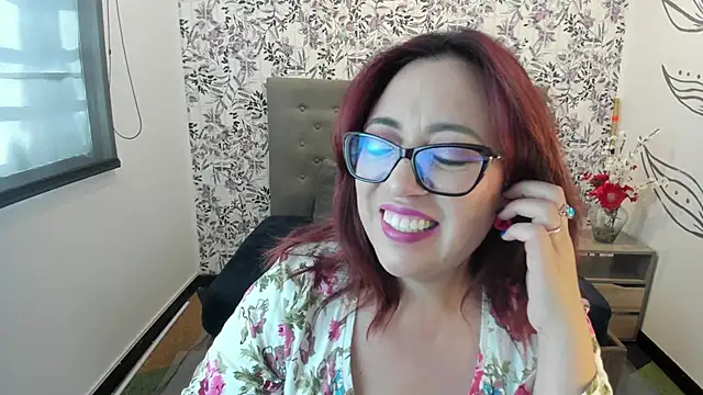 Snapshot of Victoria_Adamns chatting on 02/26/25, 03:08 Victoria Adamns online show from 02/26/25, 03:08