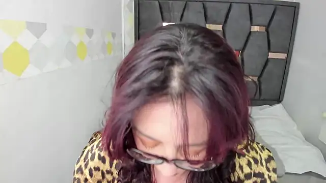 Snapshot of Victoria_Adamns chatting on 09/27/25, 11:59 Victoria Adamns online show from 09/27/25, 11:59
