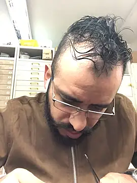 Snapshot of leonardohot1987 chatting on 01/16/25, 05:55 leonardohot1987 online show from 01/16/25, 05:55