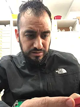 leonardohot1987 online show from 03/30/26, 07:04