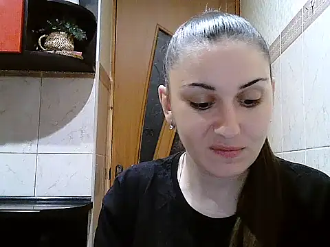 Snapshot of Yuliia30 chatting on 01/07/26, 07:16 Yuliia30 online show from 01/07/26, 07:16