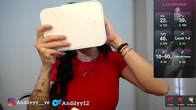 Snapshot of Anddyy__ chatting on 06/12/26, 12:26 Anddyy online show from 06/12/26, 12:26
