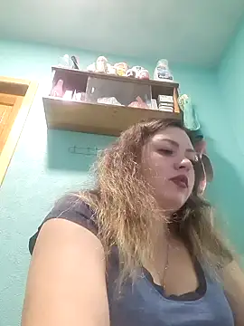 Snapshot of Jyleta chatting on 01/20/25, 10:04 Jyleta online show from 01/20/25, 10:04
