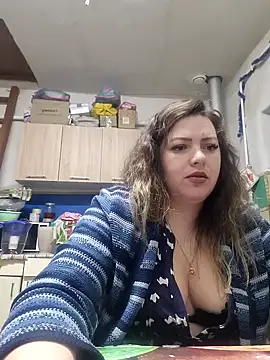 Snapshot of Jyleta chatting on 02/02/25, 03:21 Jyleta online show from 02/02/25, 03:21