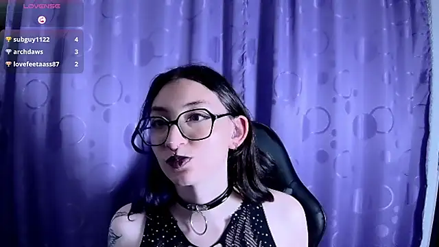 Kimlennox  online show from 01/20/25, 12:25