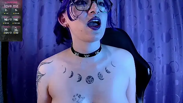 Kimlennox  online show from 03/10/25, 03:34