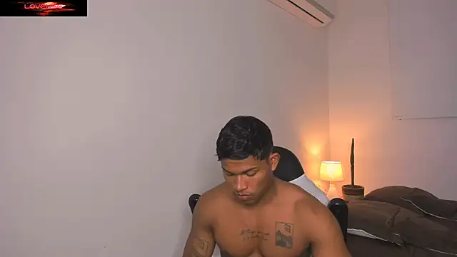 Snapshot of maxsteel177 chatting on 01/25/25, 11:43 maxsteel177 online show from 01/25/25, 11:43