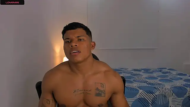 Snapshot of maxsteel177 chatting on 02/13/25, 12:57 maxsteel177 online show from 02/13/25, 12:57