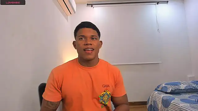 Snapshot of maxsteel177 chatting on 02/26/25, 12:38 maxsteel177 online show from 02/26/25, 12:38