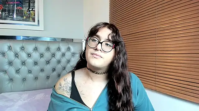 Snapshot of kathepickmanx chatting on 05/27/26, 03:14 kathepickmanx online show from 05/27/26, 03:14