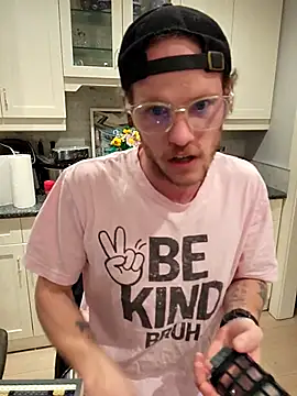 SoxxyNsh online show from 04/05/26, 01:36