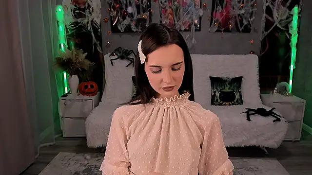 SamanthaaaWalker online show from 10/12/25, 12:26