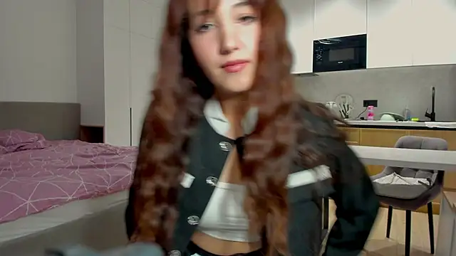 anna elfi online show from 09/09/25, 05:12