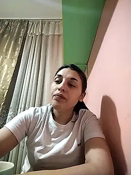 Snapshot of Rosanna_Rennie chatting on 01/28/25, 07:42 Rosanna Rennie online show from 01/28/25, 07:42