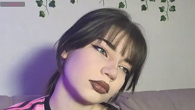 Snapshot of CassJonn chatting on 03/25/26, 06:14 CassJonn online show from 03/25/26, 06:14