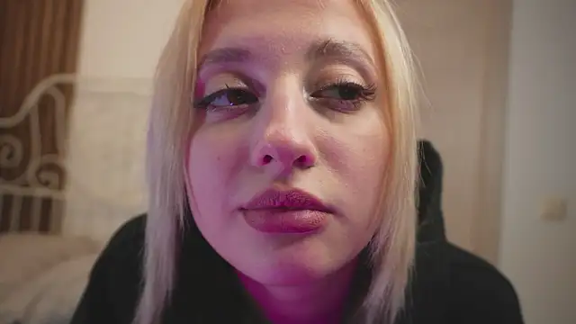 Snapshot of milasmiu chatting on 01/25/25, 06:46 milasmiu online show from 01/25/25, 06:46