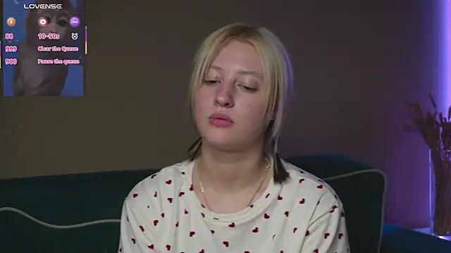 Snapshot of milasmiu chatting on 03/09/25, 11:35 milasmiu online show from 03/09/25, 11:35