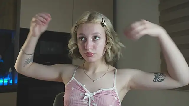 Snapshot of milasmiu chatting on 03/14/25, 05:02 milasmiu online show from 03/14/25, 05:02