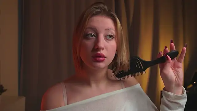 Snapshot of milasmiu chatting on 11/29/25, 04:04 milasmiu online show from 11/29/25, 04:04