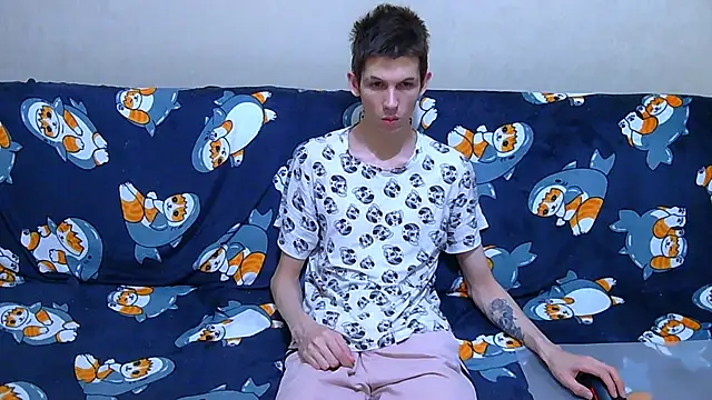 Lester Broo online show from 06/12/26, 03:05