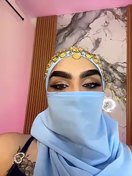 Snapshot of Maissa_Alabi chatting on 05/12/26, 06:38 Maissa Alabi online show from 05/12/26, 06:38