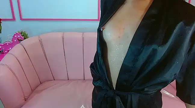 Snapshot of victoria_ricci_a chatting on 02/24/25, 07:41 victoria ricci a online show from 02/24/25, 07:41