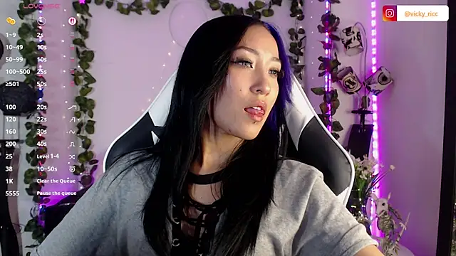 Snapshot of victoria_ricci_a chatting on 09/09/25, 04:34 victoria ricci a online show from 09/09/25, 04:34