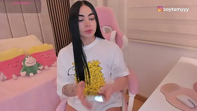 tamy xoo online show from 10/22/25, 05:56