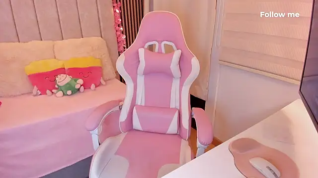 tamy xoo online show from 04/24/26, 06:10