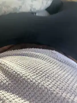 Snapshot of Lilymoonshow chatting on 02/27/25, 08:53 Lilymoonshow online show from 02/27/25, 08:53