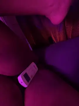 Snapshot of Lilymoonshow chatting on 03/18/25, 09:21 Lilymoonshow online show from 03/18/25, 09:21