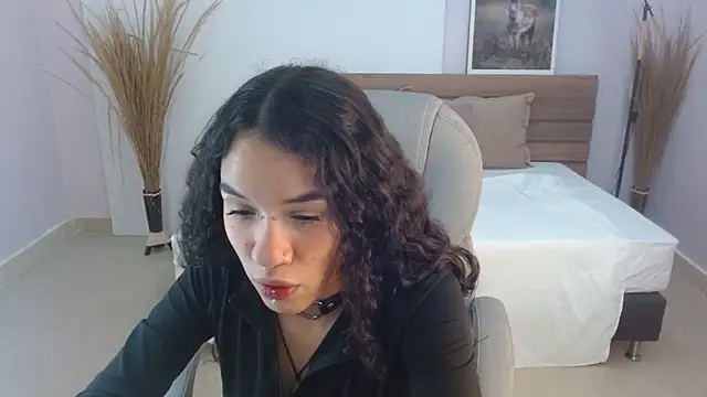 ilitzy cardona online show from 05/13/26, 03:53