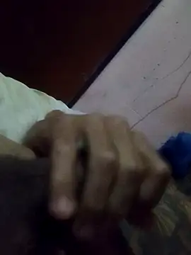 Snapshot of Briangalleta chatting on 11/01/25, 11:23 Briangalleta online show from 11/01/25, 11:23