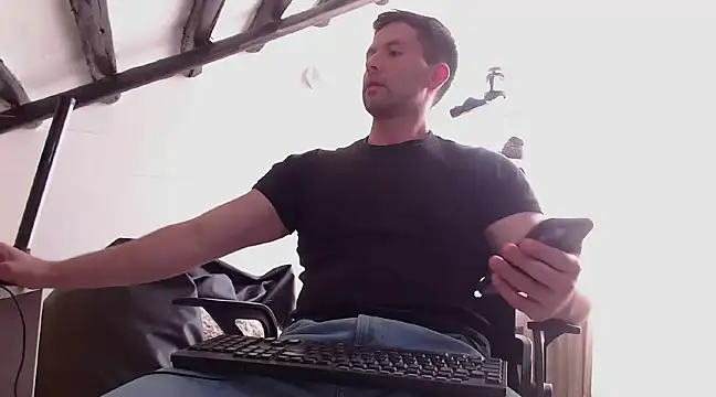 hairyncuteass online show from 01/11/25, 04:36