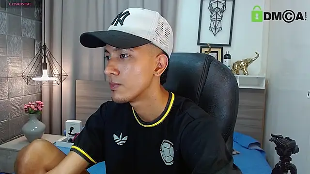 HarolddXL online show from 04/15/26, 07:58