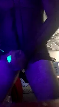 Snapshot of 1badfucka chatting on 01/19/25, 02:04 1badfucka online show from 01/19/25, 02:04