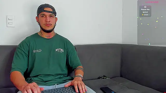 austinoficial online show from 10/21/25, 08:31