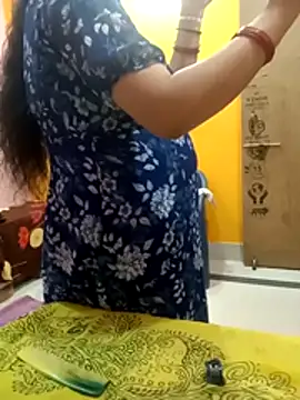 Snapshot of rameshjisex chatting on 10/16/25, 09:49 rameshjisex online show from 10/16/25, 09:49