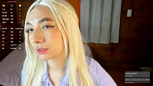 Annycolin  online show from 03/08/25, 11:49