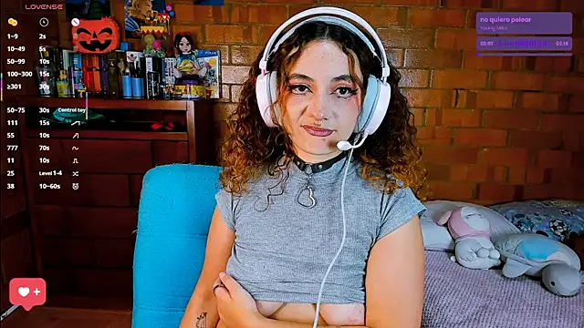 Annycolin  online show from 10/17/25, 12:01