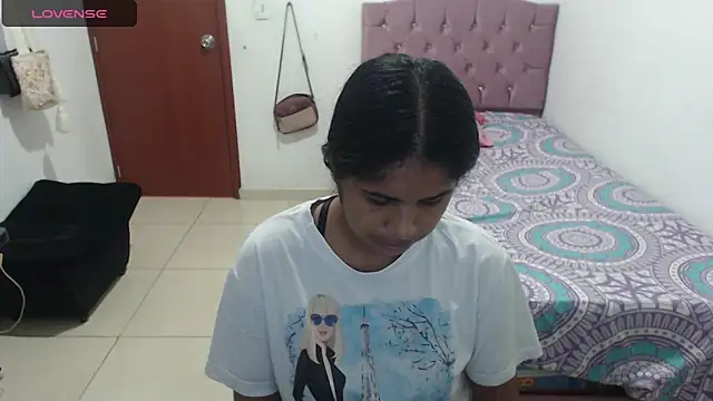 july-feria online show from 02/05/25, 09:50