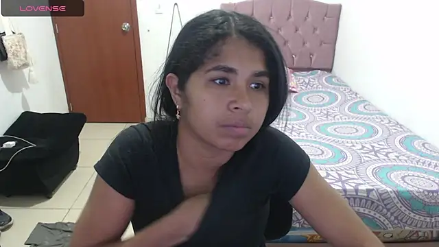 july-feria online show from 02/13/25, 12:35