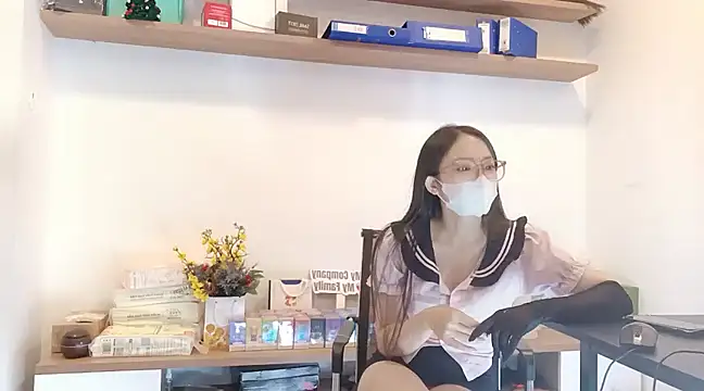 Snapshot of Lush-Office chatting on 02/10/25, 06:53 Lush-Office online show from 02/10/25, 06:53