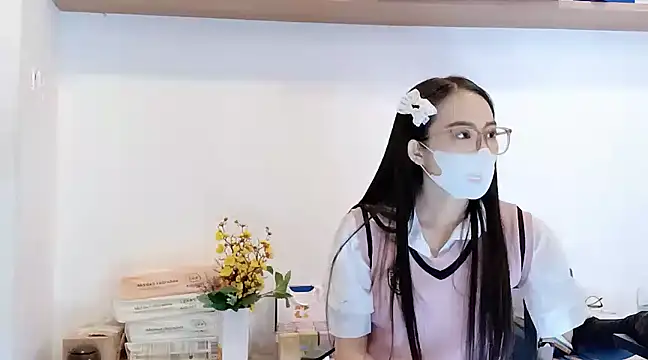 Snapshot of Lush-Office chatting on 03/10/25, 07:32 Lush-Office online show from 03/10/25, 07:32